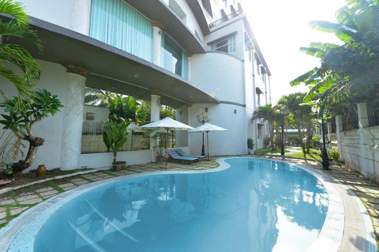 Hoa Binh 1 Hotel Long Xuyên Esterno foto